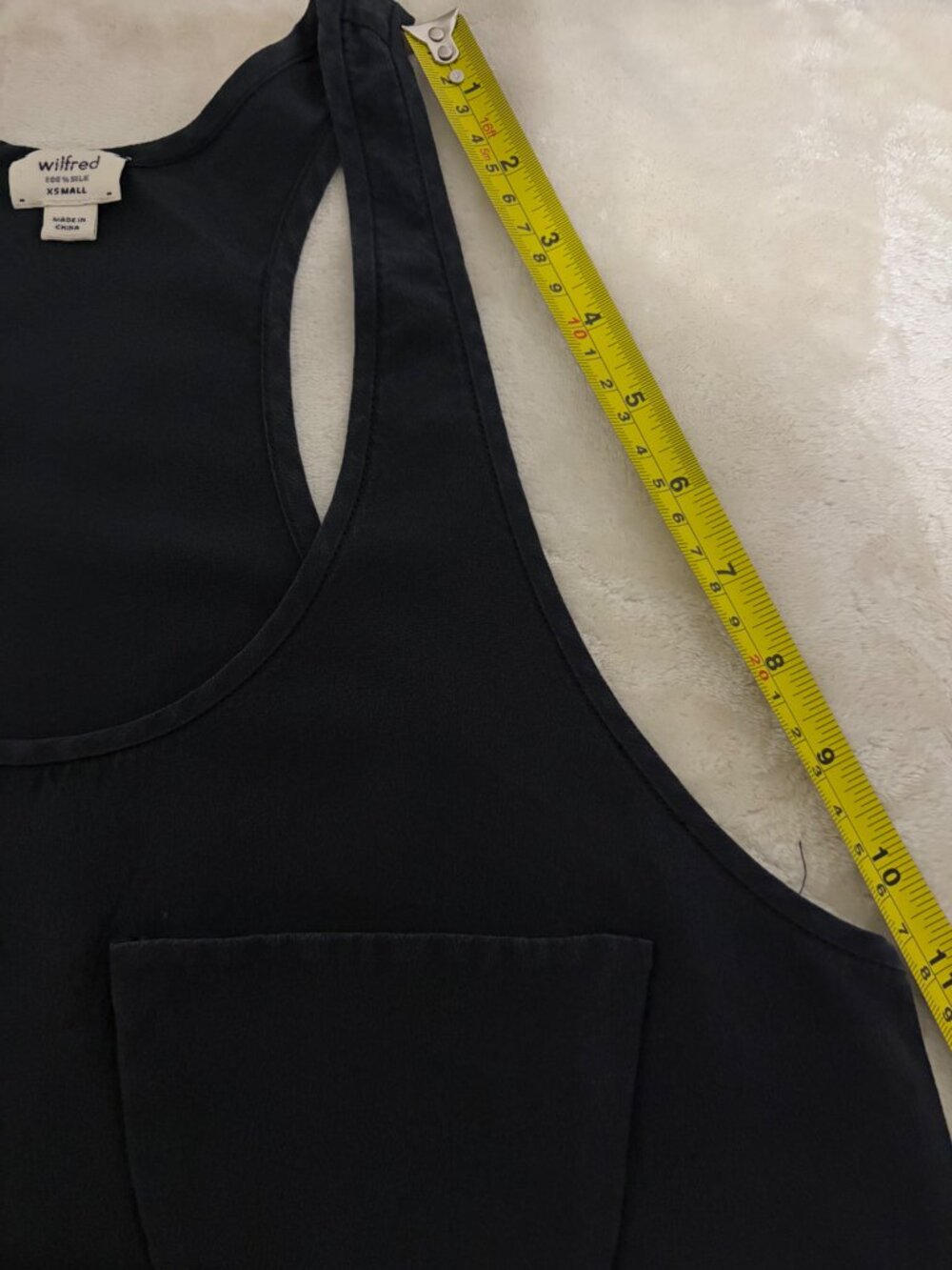 Wilfred Aritzia 100% Silk Racerback Pocket Tank Top Black XS - Picture 8 of 12